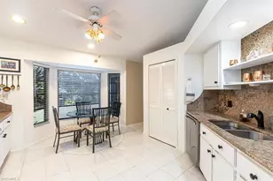 124 Versailles Cir, Naples, FL 34112 - Photo 7