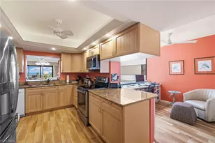 3100 Gulf Shore Blvd N, Naples, FL 34103 - Photo 9