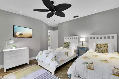 167 Torrey Pines Pt, Naples, FL 34113 - Photo 23