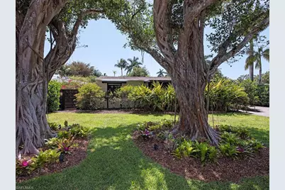 1200 9th Ave N, Naples, FL 34102 - Photo 21