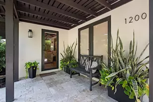 1200 9th Ave N, Naples, FL 34102 - Photo 3