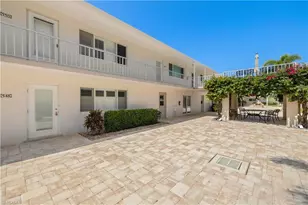 548 Broad Ave S, Naples, FL 34102 - Photo 19