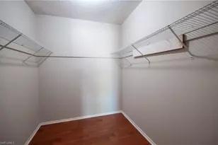 4261 Island Cir, Fort Myers, FL 33919 - Photo 11