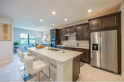 13057 Pembroke Dr, Naples, FL 34105 - Photo 3