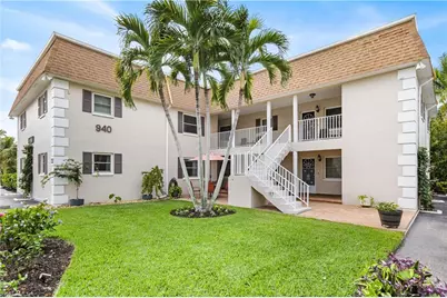 940 3rd St S #204, Naples, FL 34102 - Photo 21