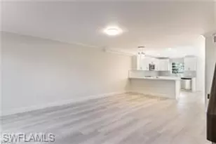 180 Cypress Way E, Naples, FL 34110 - Photo 9