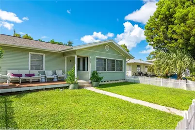 2432 Washington Ave, Naples, FL 34112 - Photo 3