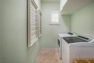 425 2nd Ave S, Naples, FL 34102 - Photo 29