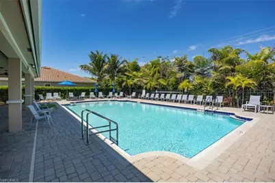 8160 Venetian Pointe Dr, Fort Myers, FL 33908 - Photo 47