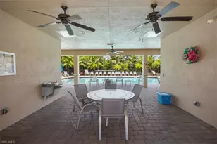 8160 Venetian Pointe Dr, Fort Myers, FL 33908 - Photo 45