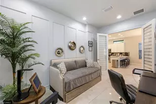 8160 Venetian Pointe Dr, Fort Myers, FL 33908 - Photo 19