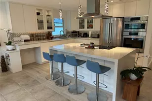 215 Lanchester Ct, Naples, FL 34112 - Photo 9