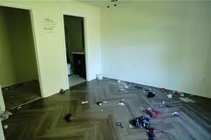 666 Vanola Ct, Lehigh Acres, FL 33972 - Photo 7