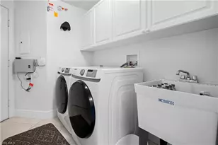 800 L'Ambiance Cir, Naples, FL 34108 - Photo 25