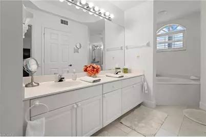 800 L Ambiance Cir #106, Naples, FL 34108 - Photo 11