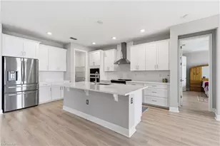 2055 Grove Dr, Naples, FL 34120 - Photo 7