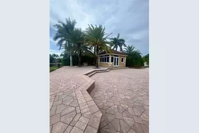 4931 Coach Ln, Naples, FL 34114 - Photo 9