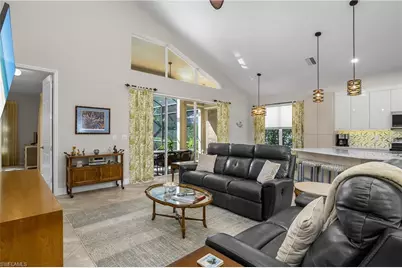 8816 Ventura Way, Naples, FL 34109 - Photo 11