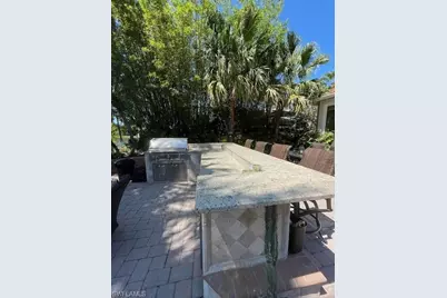 4873 Southern Breeze Dr, Naples, FL 34114 - Photo 5