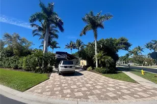 4843 Carriage Ct, Naples, FL 34114 - Photo 1