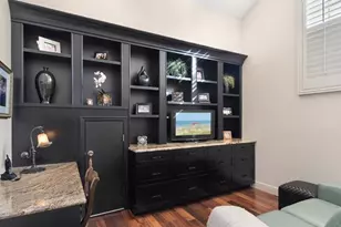 156 Amblewood Ln, Naples, FL 34105 - Photo 19