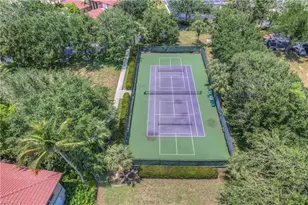 160 Waterside Cir, Marco Island, FL 34145 - Photo 35