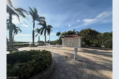 4801 Corian Ct, Naples, FL 34114 - Photo 7