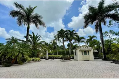 4928 Coach Ln, Naples, FL 34114 - Photo 3