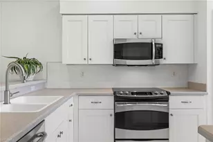 25040 Bay Cedar Dr, Bonita Springs, FL 34134 - Photo 13