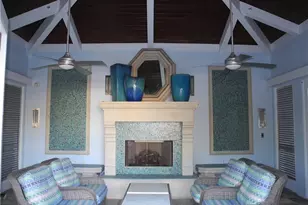 445 Cove Tower Dr, Naples, FL 34110 - Photo 37