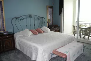 445 Cove Tower Dr, Naples, FL 34110 - Photo 19