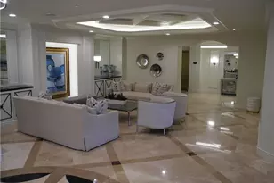 445 Cove Tower Dr, Naples, FL 34110 - Photo 5