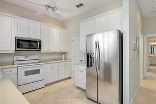 2375 Mont Claire Dr, Naples, FL 34109 - Photo 15