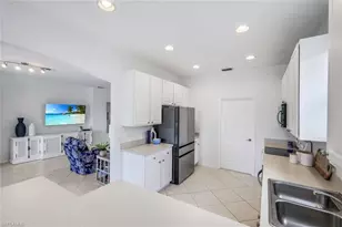 5576 Lago Villaggio Way, Naples, FL 34104 - Photo 9