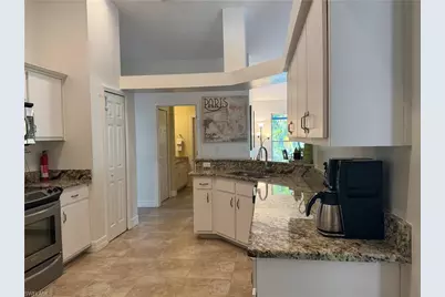 911 SE 21st Ln, Cape Coral, FL 33990 - Photo 7