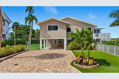 205 Bayview Ave, Fort Myers Beach, FL 33931 - Photo 3