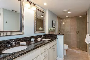 17 Bluebill Ave, Naples, FL 34108 - Photo 9