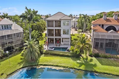 211 San Mateo Dr, Bonita Springs, FL 34134 - Photo 45