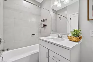 7570 Rockefeller Dr, Naples, FL 34119 - Photo 19