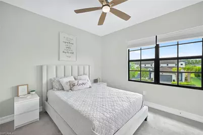 7570 Rockefeller Dr, Naples, FL 34119 - Photo 17