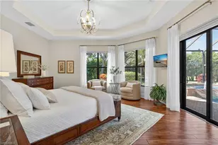 990 Tivoli Ct, Naples, FL 34104 - Photo 9