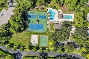 990 Tivoli Ct, Naples, FL 34104 - Photo 39