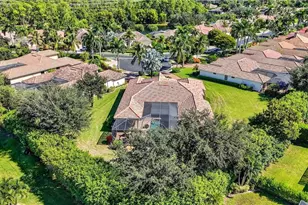 990 Tivoli Ct, Naples, FL 34104 - Photo 37