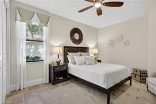 990 Tivoli Ct, Naples, FL 34104 - Photo 23