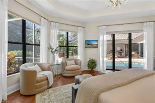 990 Tivoli Ct, Naples, FL 34104 - Photo 11