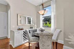 990 Tivoli Ct, Naples, FL 34104 - Photo 7