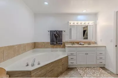 3609 Corinthian Way, Naples, FL 34105 - Photo 17