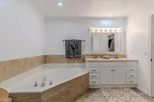 3609 Corinthian Way, Naples, FL 34105 - Photo 17