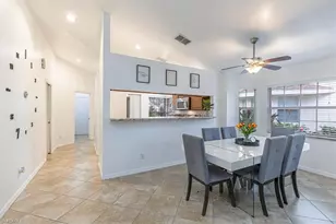 3609 Corinthian Way, Naples, FL 34105 - Photo 9