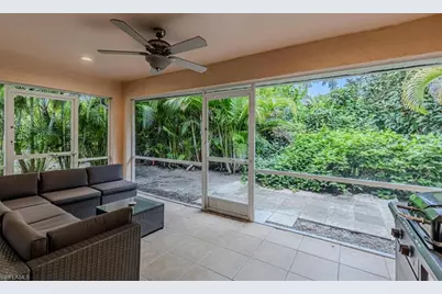 3609 Corinthian Way, Naples, FL 34105 - Photo 23